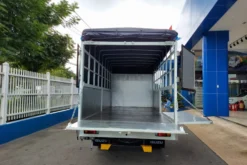 Isuzu QKR77HE4A thùng bạt